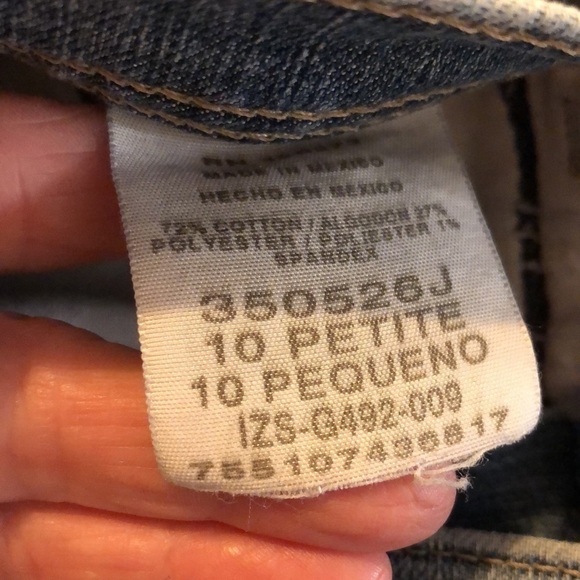 Lee Classic Fit Straight Leg At The Waist Light Medium Wash Jeans Size 10P - Picture 10 of 11